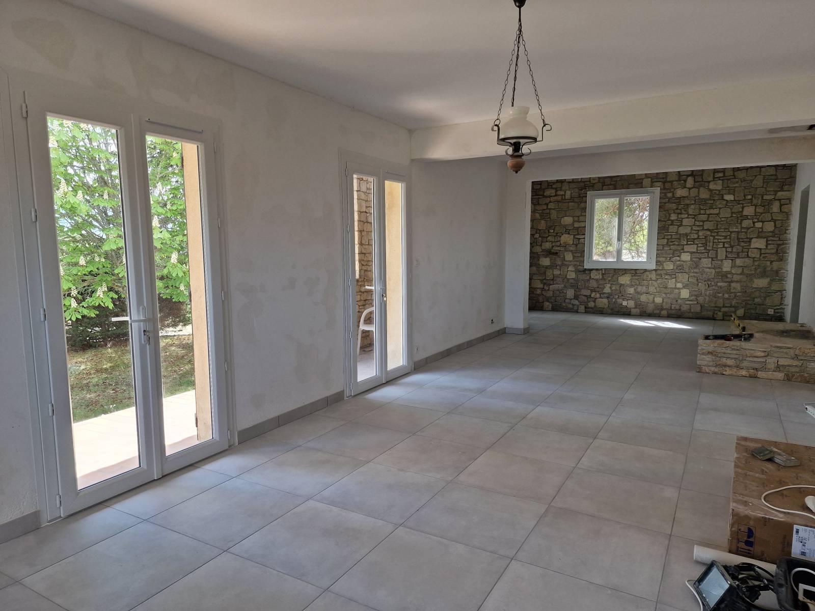 Installateur de fenêtre sur mesure avec double vitrage thermique à Caissargues proche de Nimes