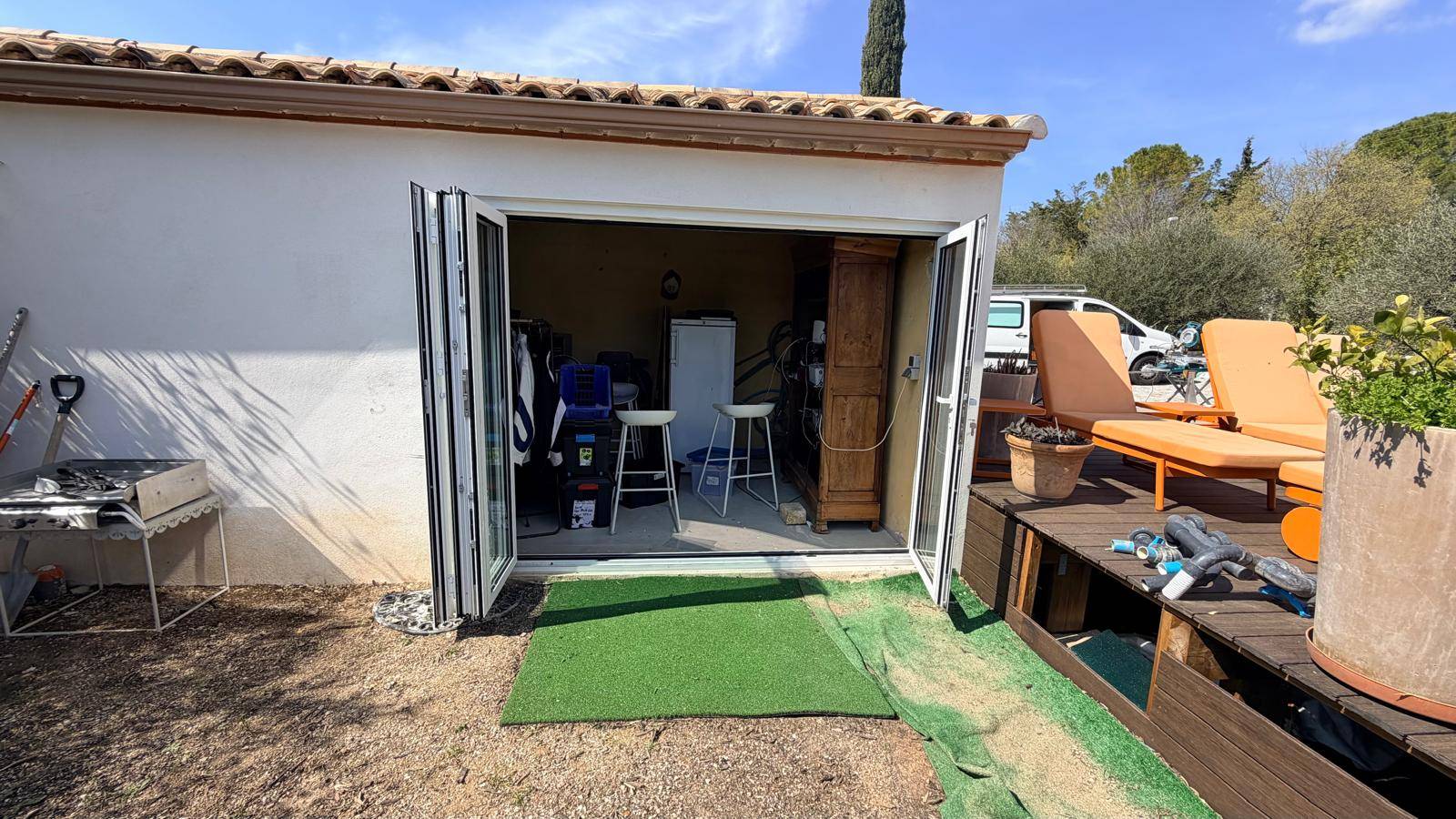 Baie vitrée repliable sur mesure en aluminium