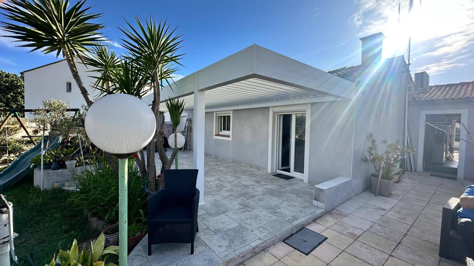 Pergola bioclimatique sur mesure 