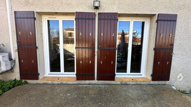 Porte fenêtre pvc sur mesure à Nîmes